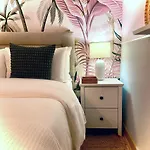 Blush Jungle - Homestay