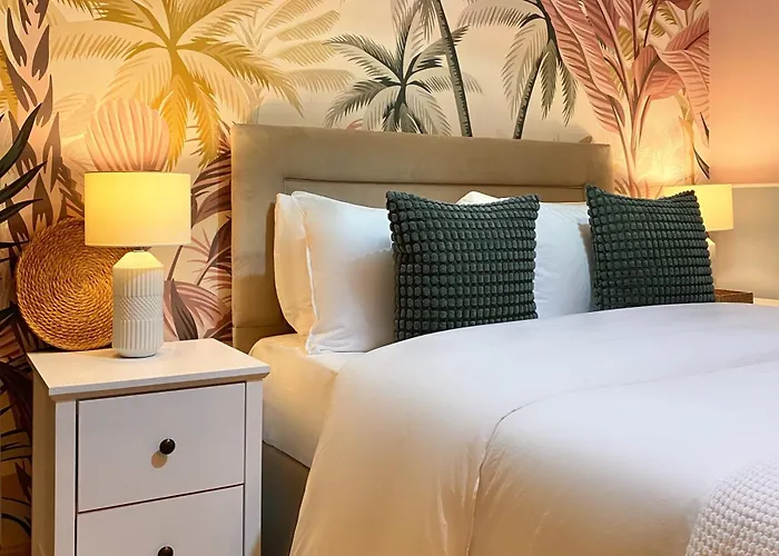 Blush Jungle - Homestay